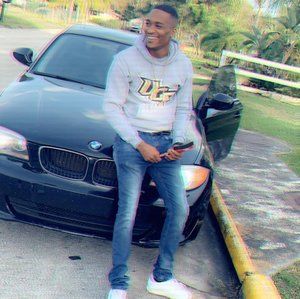 Meet your Posher, Derius